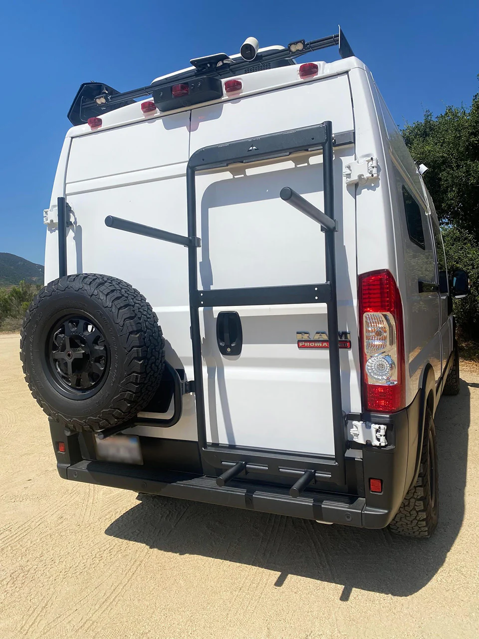 Aluminess 2014+ Ram ProMaster Passenger Side Box and Bike Carrier - Image 3