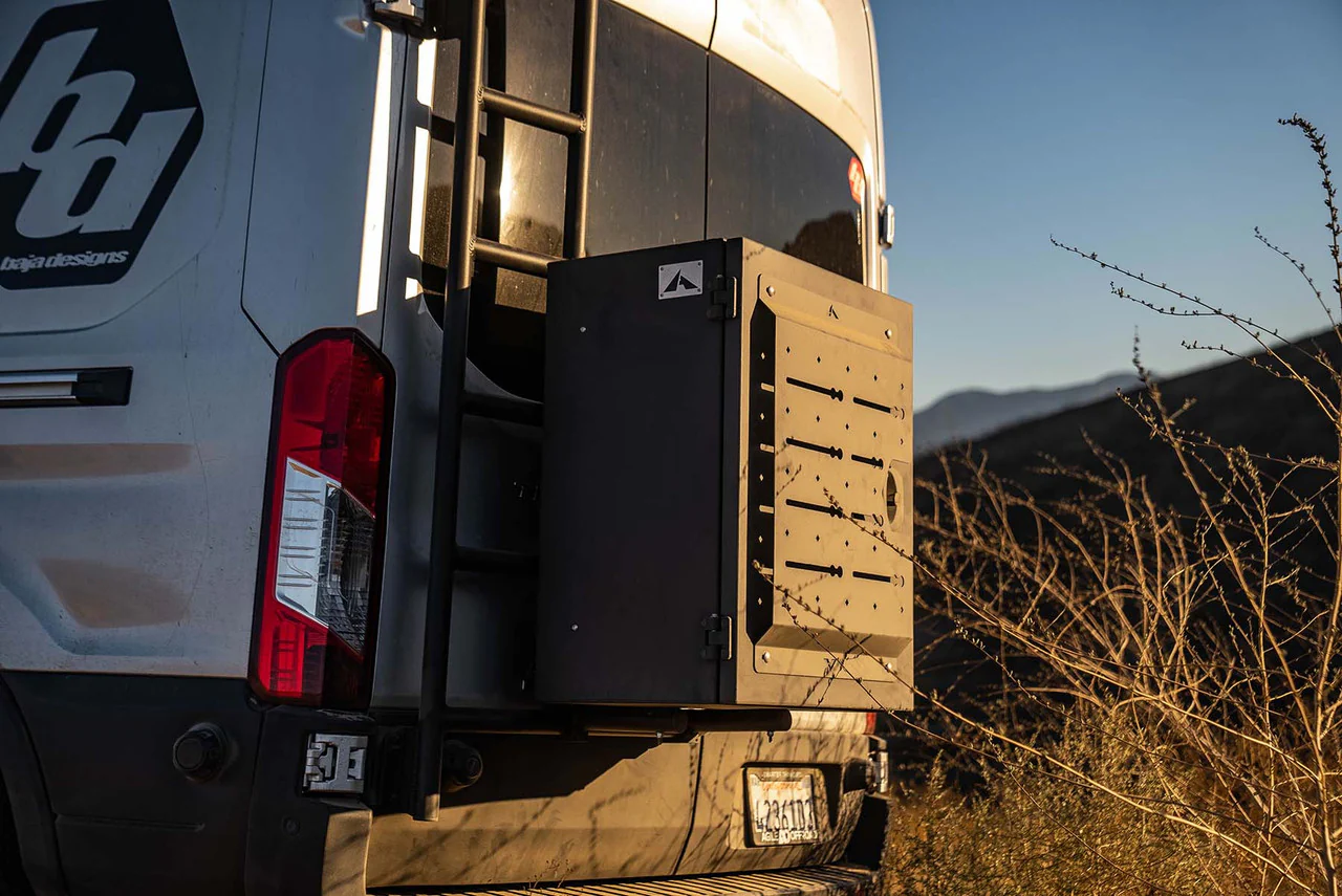 Aluminess 2015+ Ford Transit Rear Door Ladder - Image 6