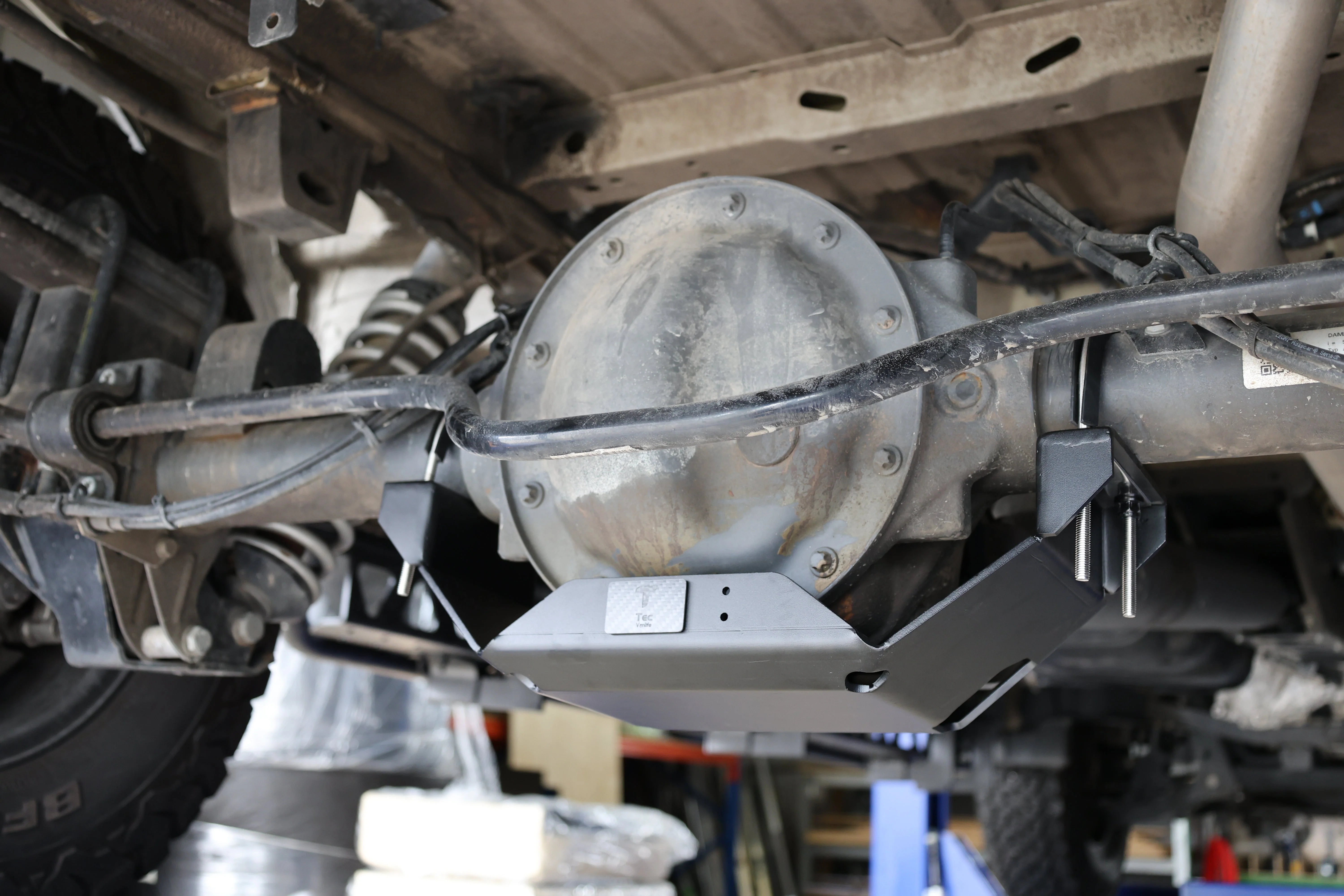 Tec Vanlife 2007+ Mercedes Sprinter 2500 Differential Skid Plate - Image 3