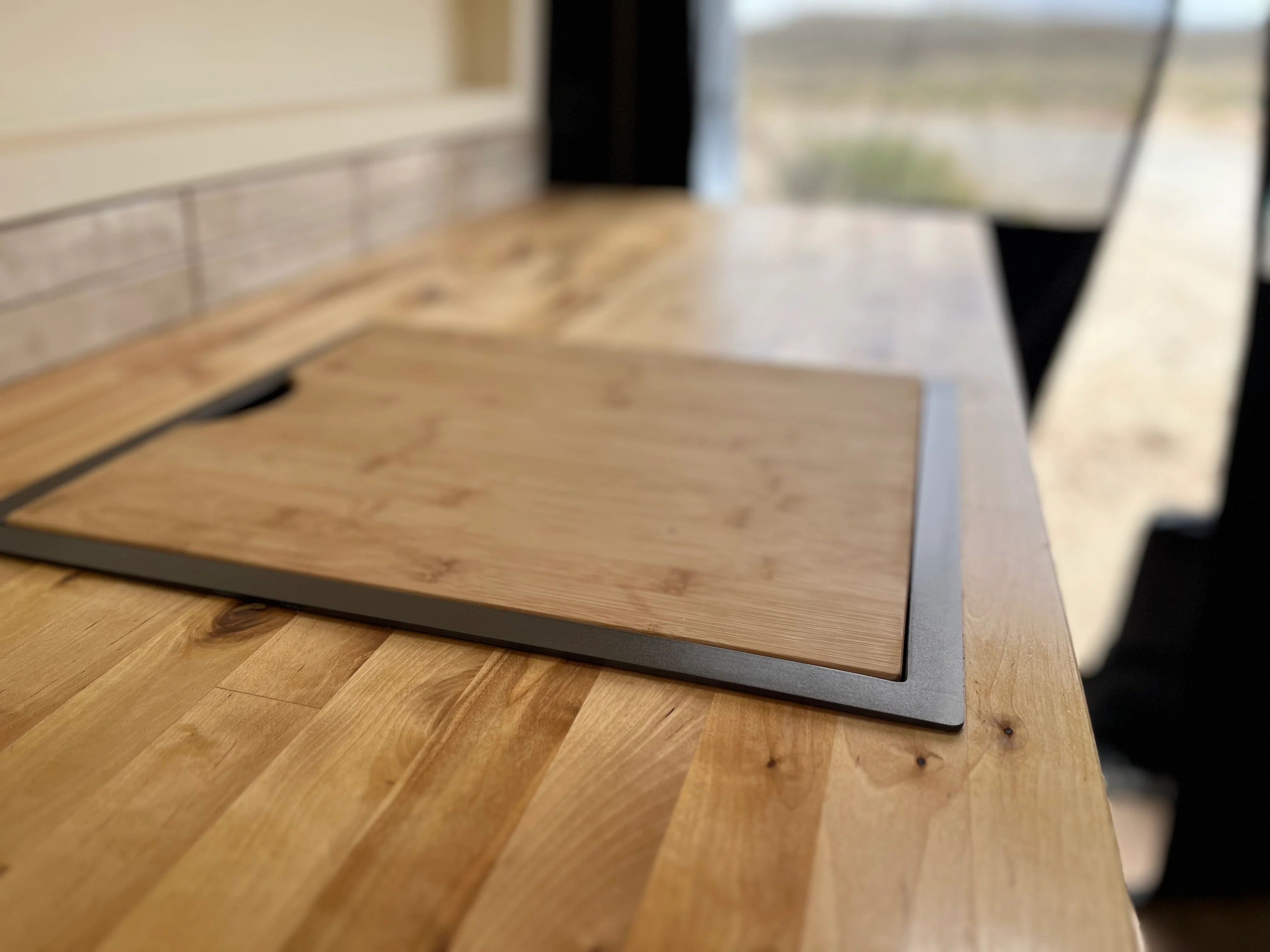 Tec Vanlife Nanotech Sink (Bamboo Cover/Chopping Board) - Image 4