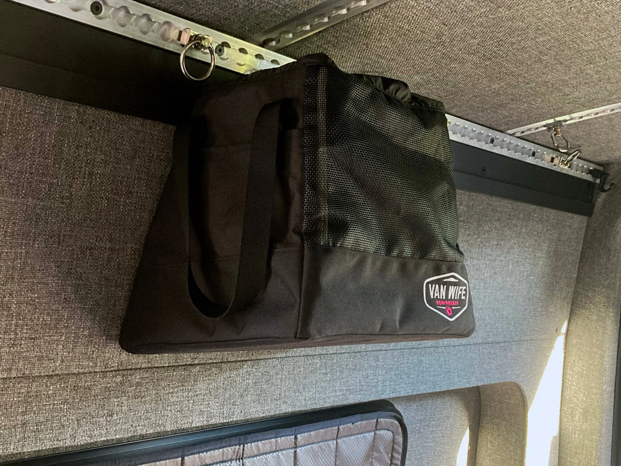 Van Wife Components Hanging Bags - Image 10