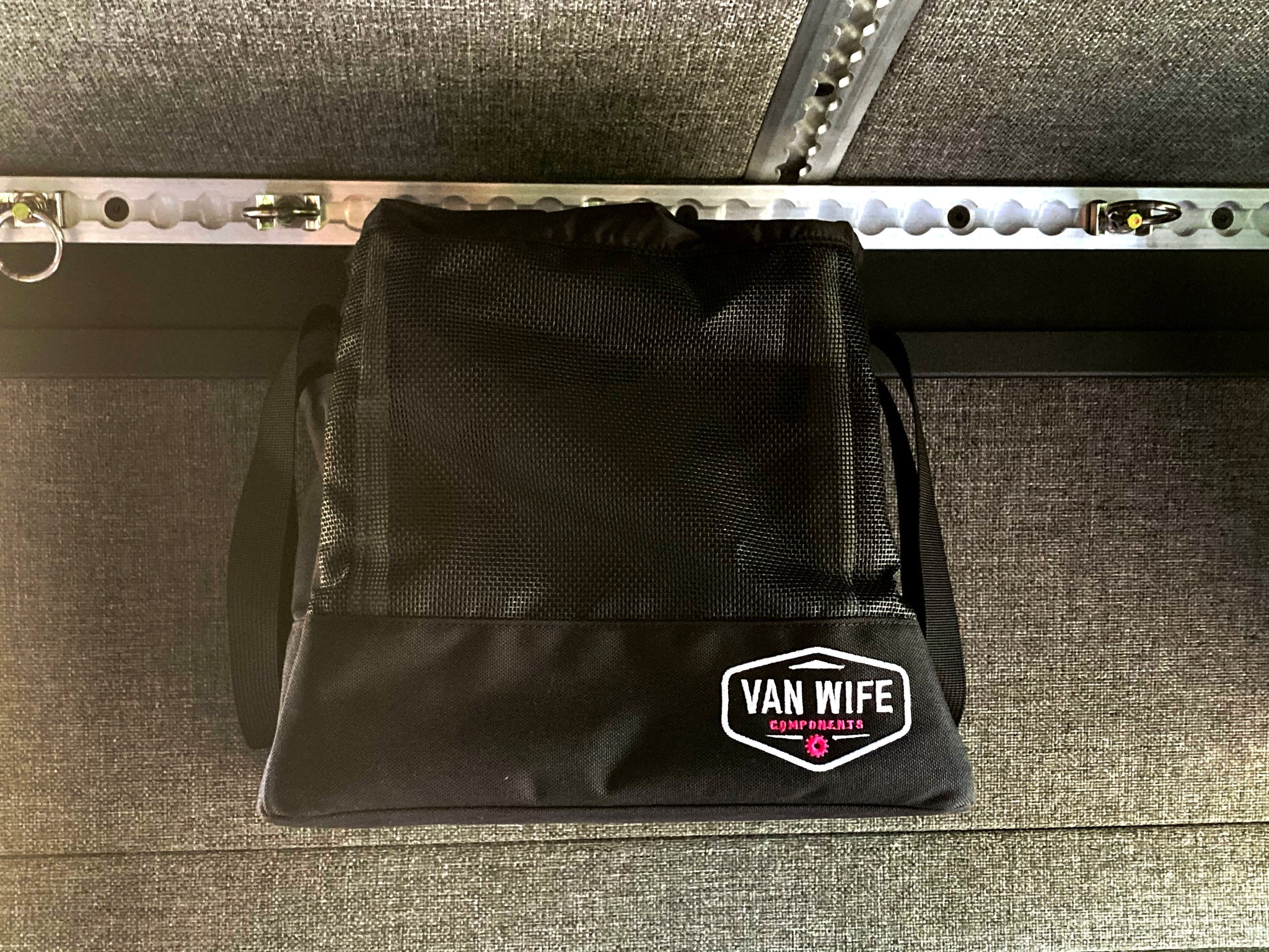 Van Wife Components Hanging Bags - Image 9